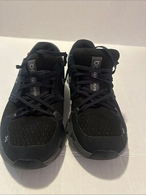 On Running Cloudflyer Women’s Sneakers - Black